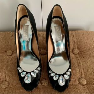 ✨ Flash Sale ✨ Badgley Mischka Satin Stiletto Heels (Like New) Size 7.5